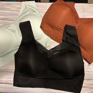 Seamless Comfort Wireless Bra - Black